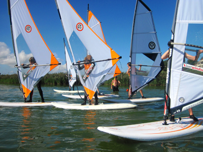 Beginner windsurfplank en zeil - Leerwindsurfen